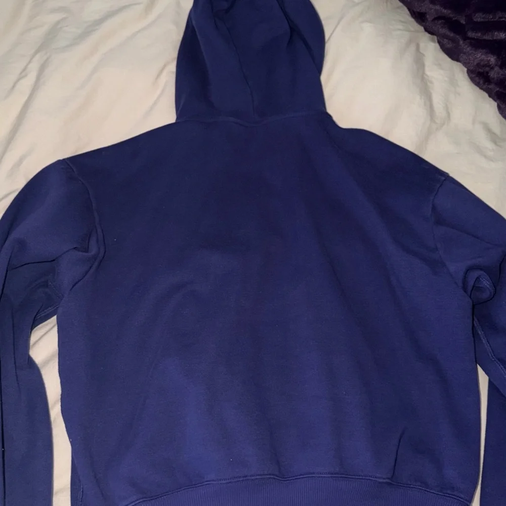 Skims Women’s Purple Hoodie and Sweatpants Set - Picture 5 of 8